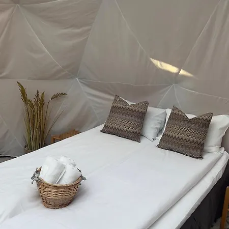 Luxury tent Vollsnes Glamping