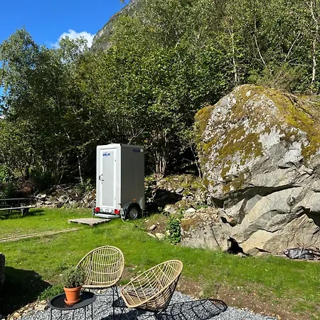 Vollsnes Glamping Luxury tent