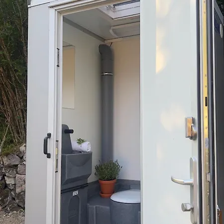 Vollsnes Glamping Luxury tent *